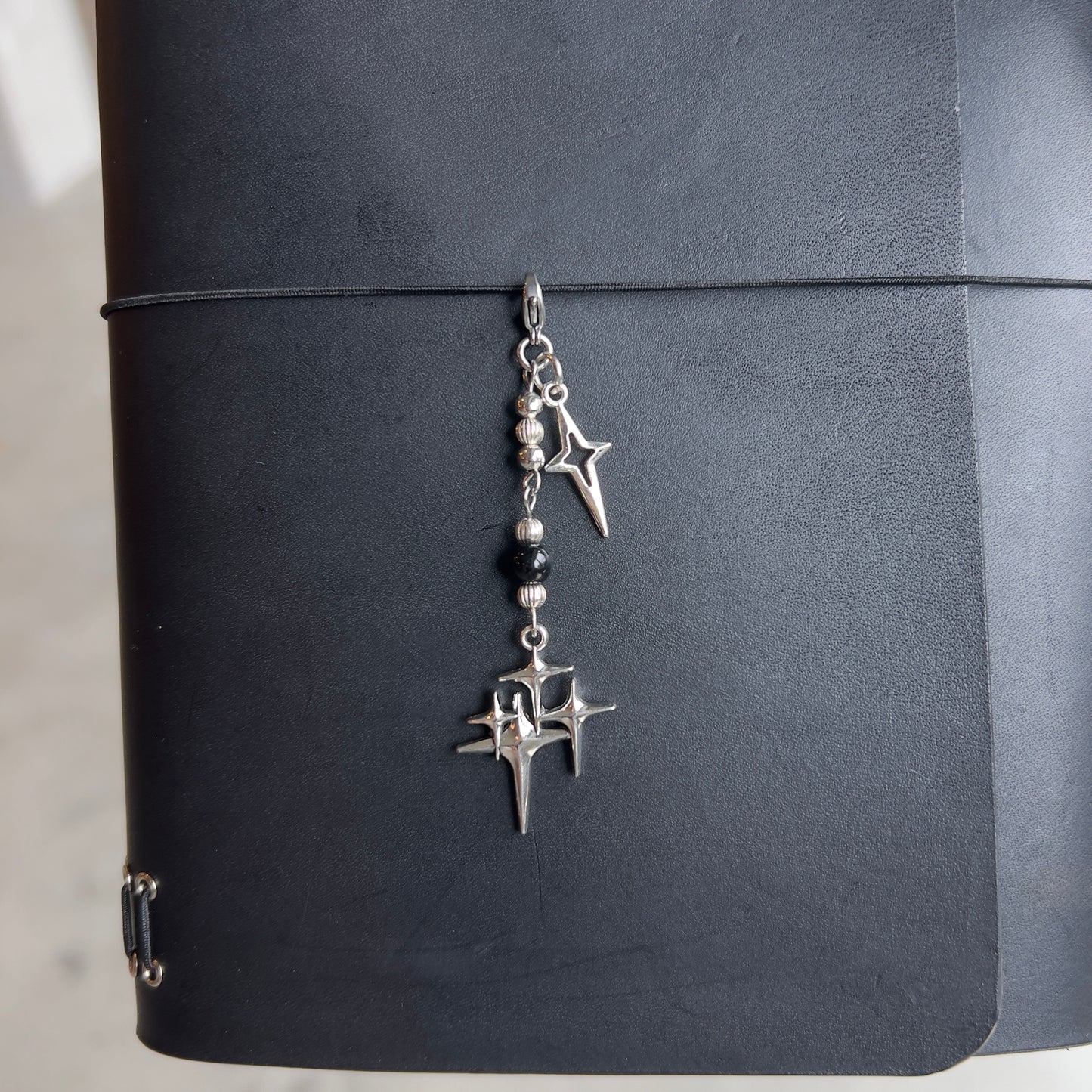 flashing lights (charm)